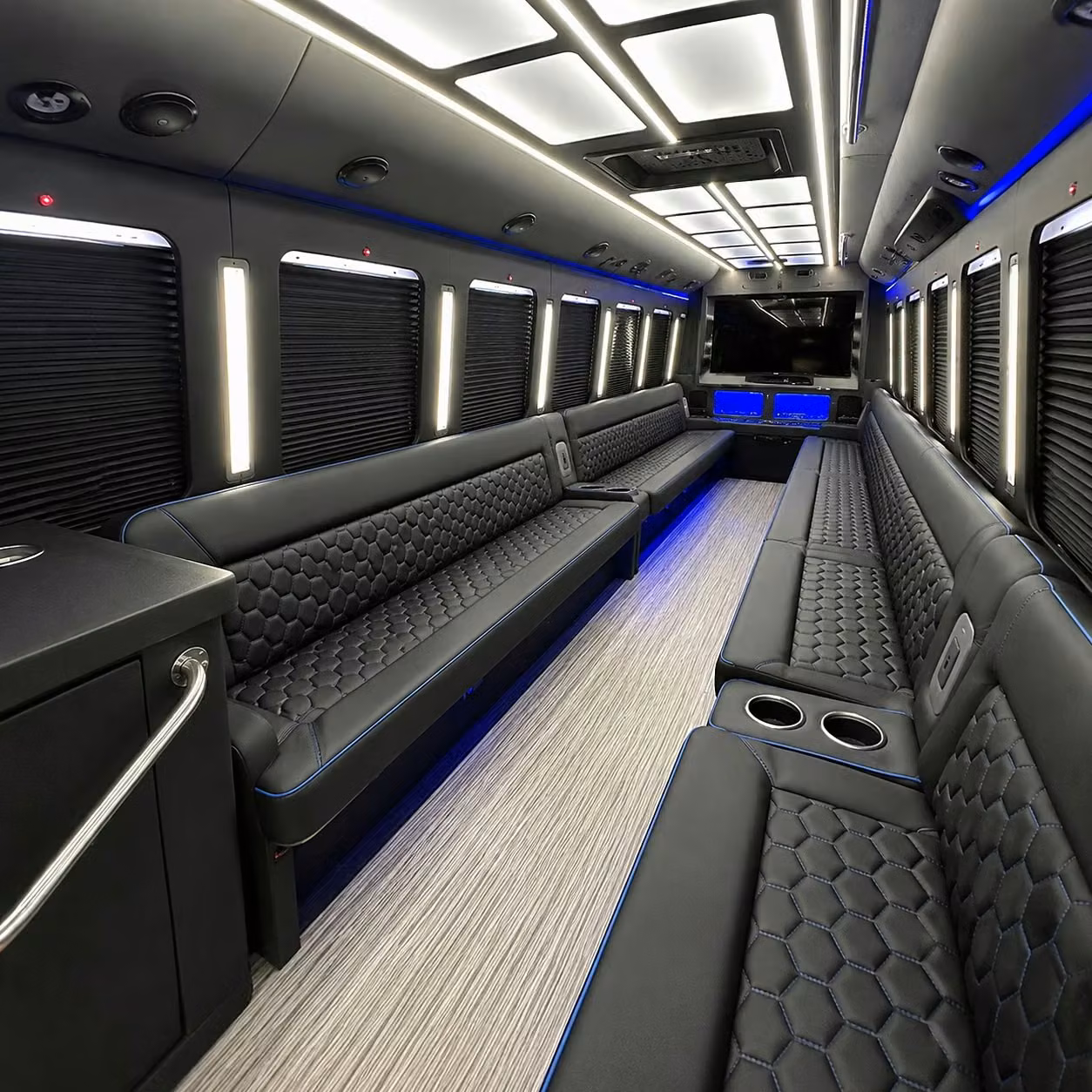 bus rentals for trenton proms homecomings